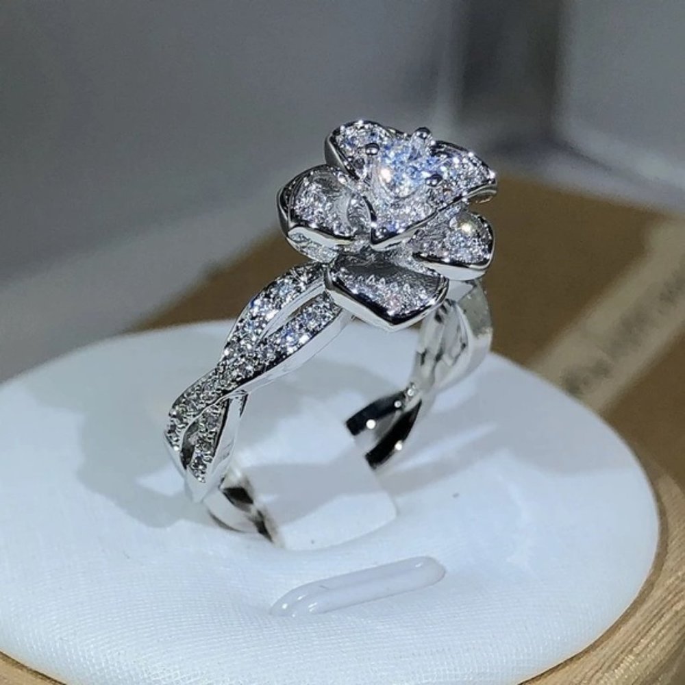 925 Sterling Silver Three-Dimensional Rose Ring Zircon Full Diamond Temp. - Picture 3 of 5